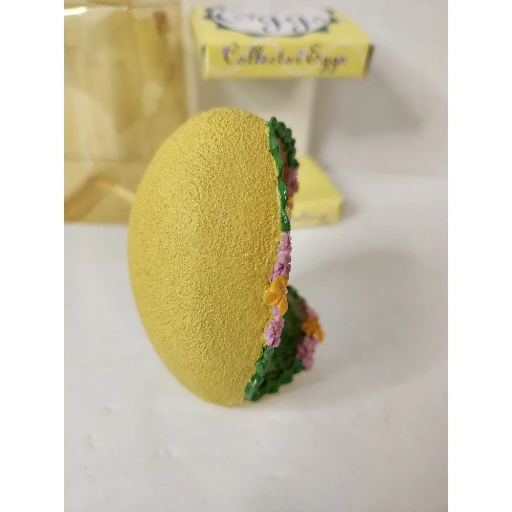1993 Muffy Vanderbear Collection- Egg Painting Collector Egg